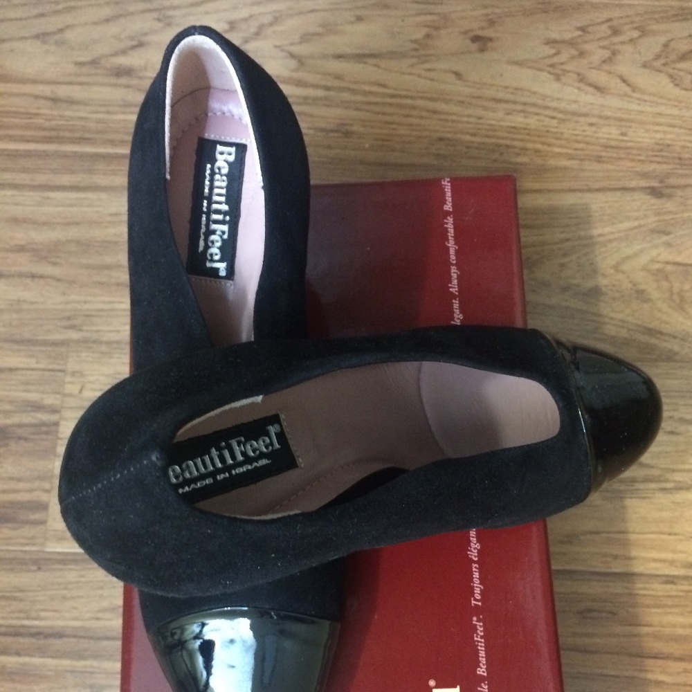 BeautiFeel Maya Pumps Size 39  New in Box